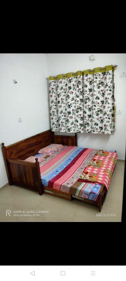 2Bhk Lake View Apartment Лаваса Экстерьер фото